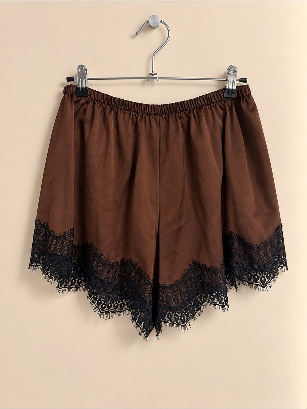 WAYF Brown Satin Lace Trim Pull-On Shorts Size M NWT (Sold Out Online)