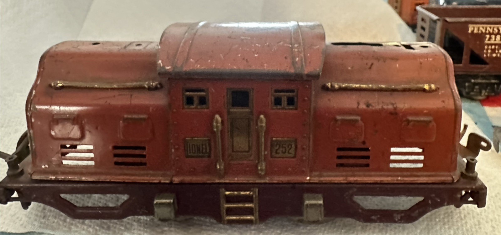 Lionel 252 Vintage O Prewar Powered Electric Locomotive Lionel 252 Vintage O Prewar Powered Electric Locomotive