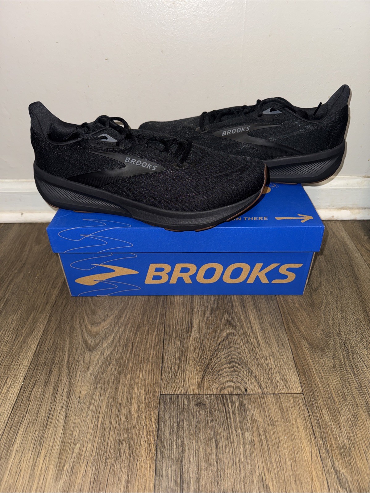 Brooks Revel 9 Men\'s Size 14 Black Ebony Biscuit Running Shoes