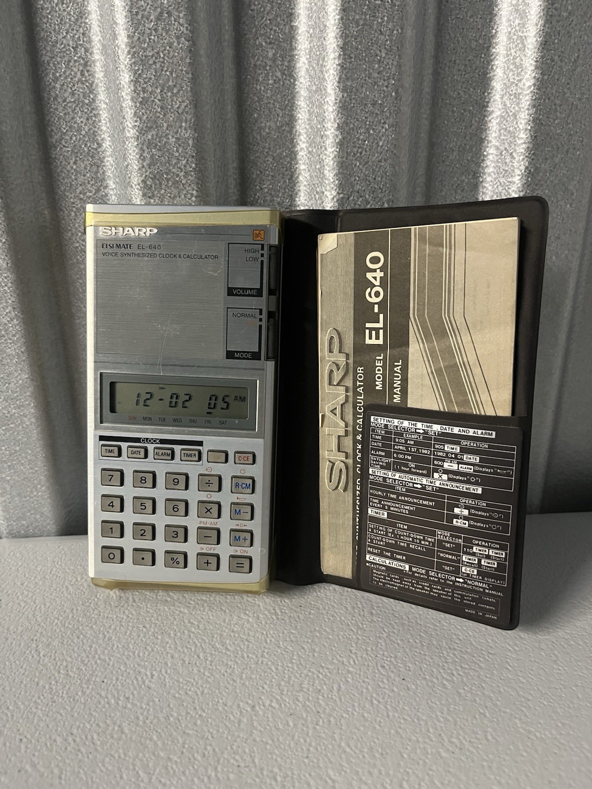 Vintage Sharp EL-640 Voice Synthesized Calculator Clock 1978 w/ Manual & Case Vintage Sharp EL-640 Voice Synthesized Calculator Clock 1978 w/ Manual & Case