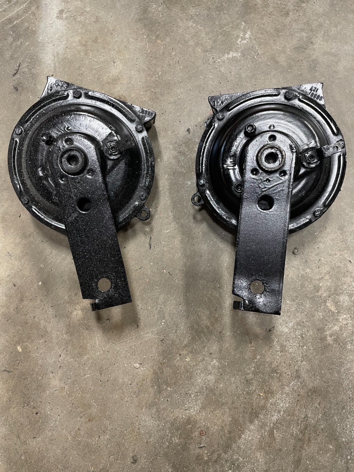 1968 1969 Corvette Horns GM Pair Dated Originals High & Low Note Unrestored 1968 1969 Corvette Horns GM Pair Dated Originals High & Low Note Unrestored