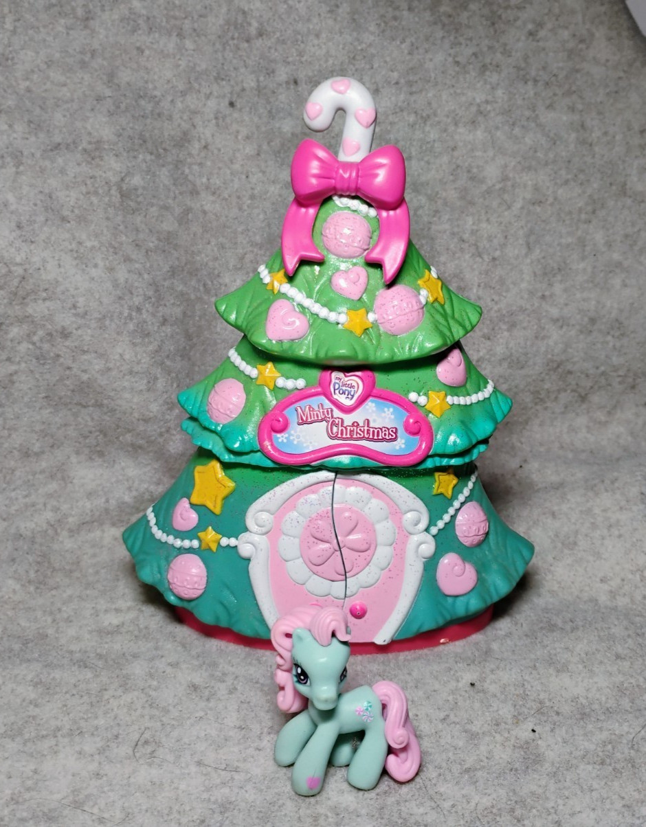 My Little Pony G3 Era Ponyville A Very Minty Christmas Tree w Minty Pony My Little Pony G3 Era Ponyville A Very Minty Christmas Tree w Minty Pony
