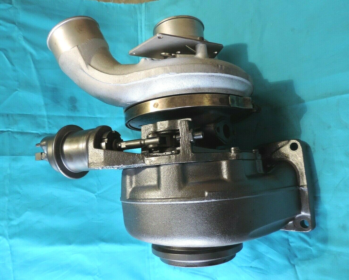 MACK Truck AC-380 AC-410 AC-460 GENUINE OEM BORG WARNER TURBO CHARGER S430V 