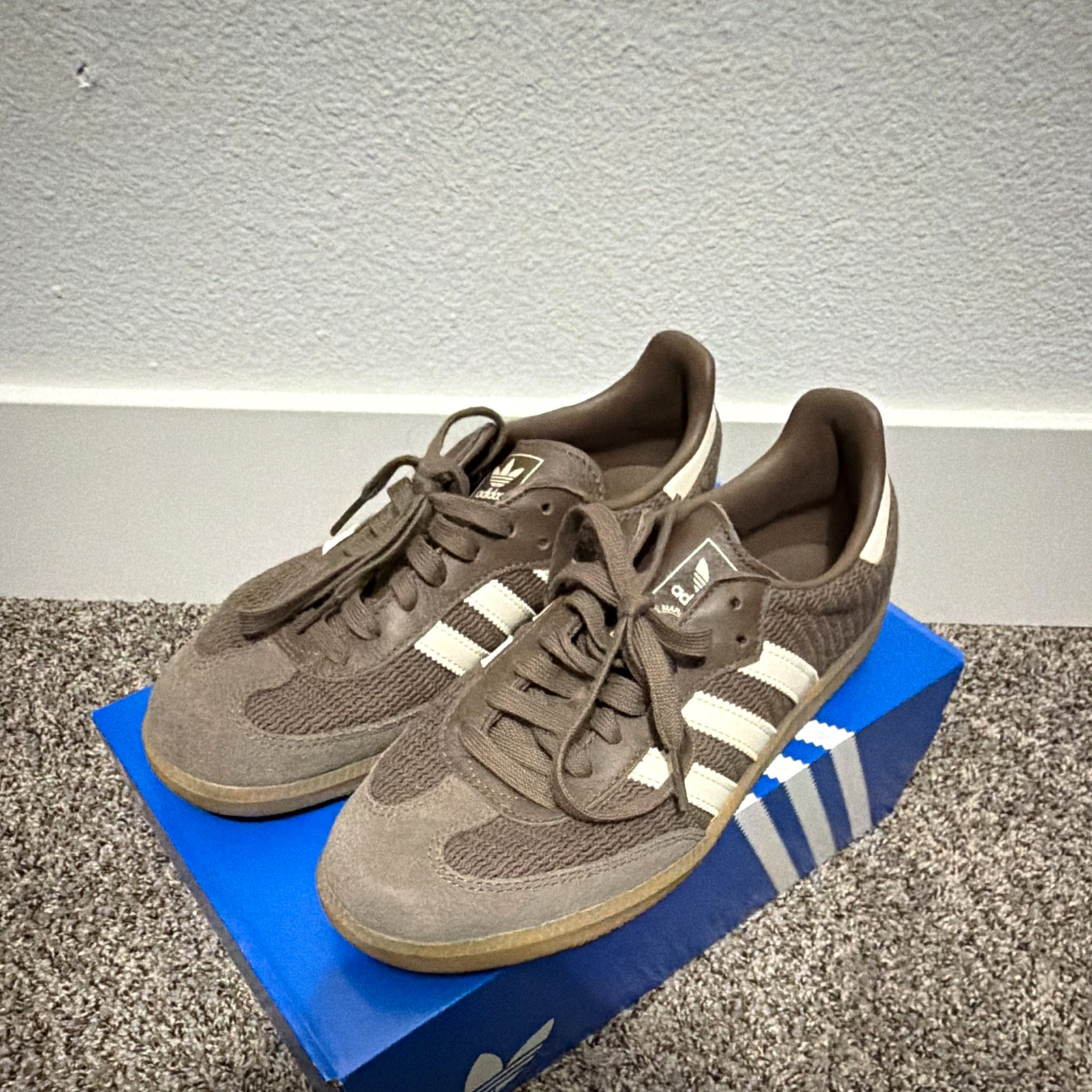 adidas Men\'s Brown/White Low Top Lace-Up Athletic Sneakers Rubber Sole