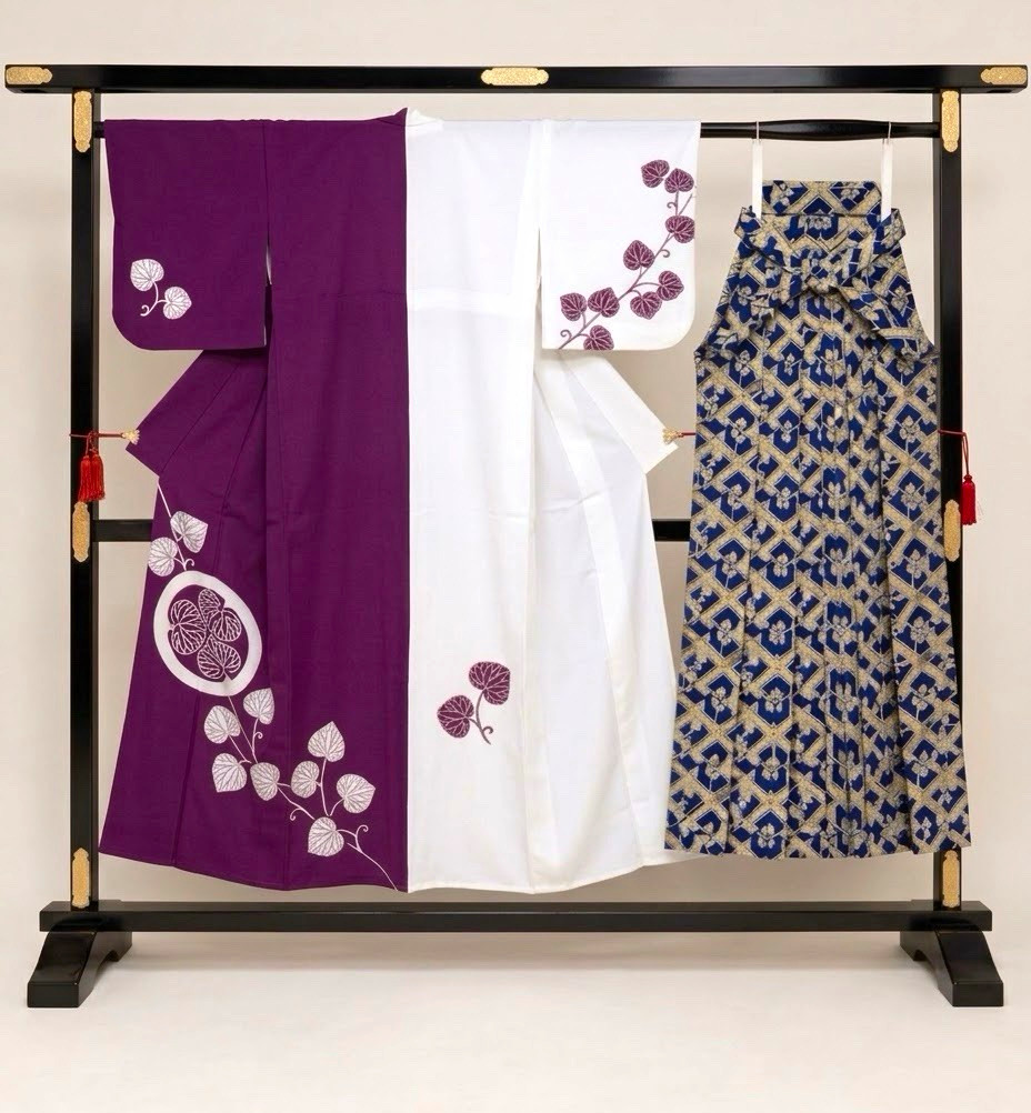 Traditional Japanese Samurai Kimono & Umanori Hakama Set Tokugawa Takeda Kamon