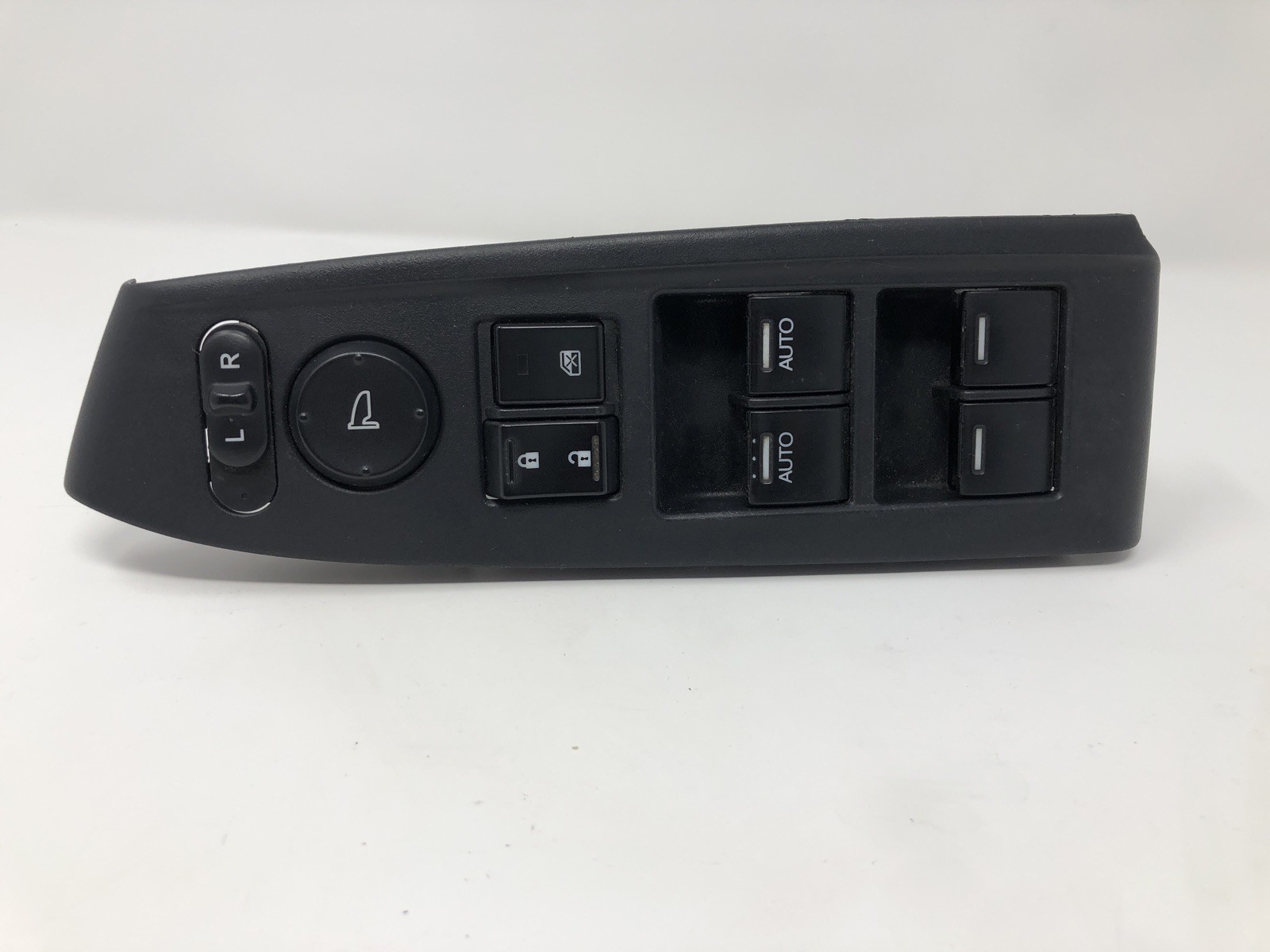 2008-2012 HONDA ACCORD 4 DOOR SEDAN MASTER POWER WINDOW MIRROR SWITCH OEM 2011 2008-2012 HONDA ACCORD 4 DOOR SEDAN MASTER POWER WINDOW MIRROR SWITCH OEM 2011