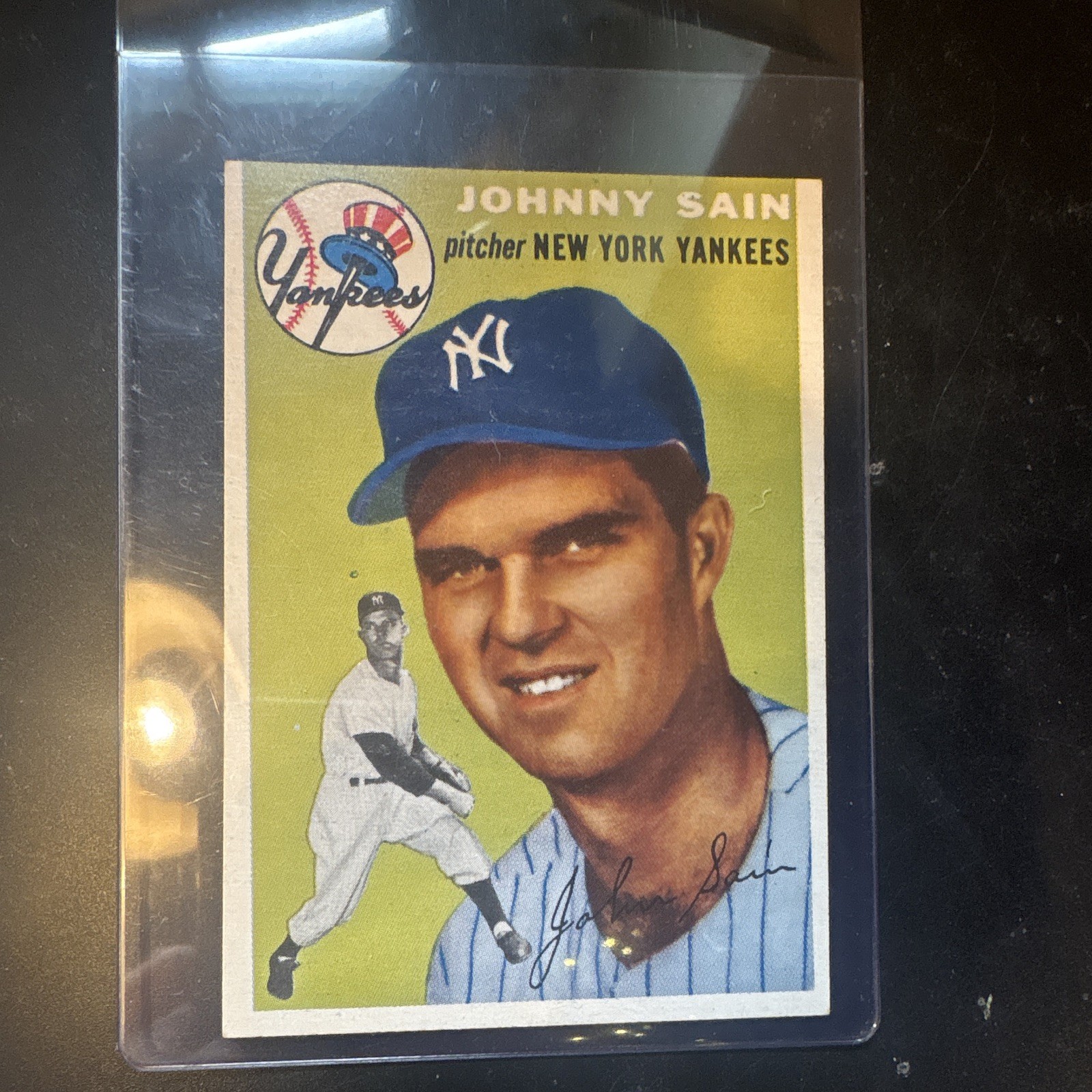 Topps 1954 Topps Johnny Sain #205 New York Yankees MLB Baseball Card Base Topps 1954 Topps Johnny Sain #205 New York Yankees MLB Baseball Card Base