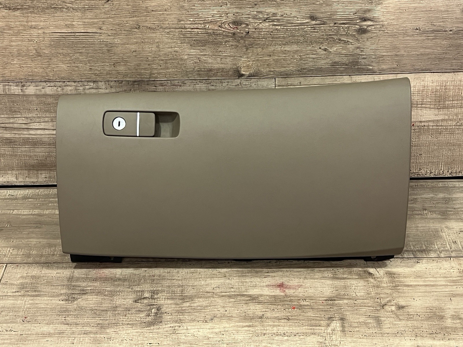 2005-2008 ACURA RL Glove Box Brown Tan, MINT CONDITION