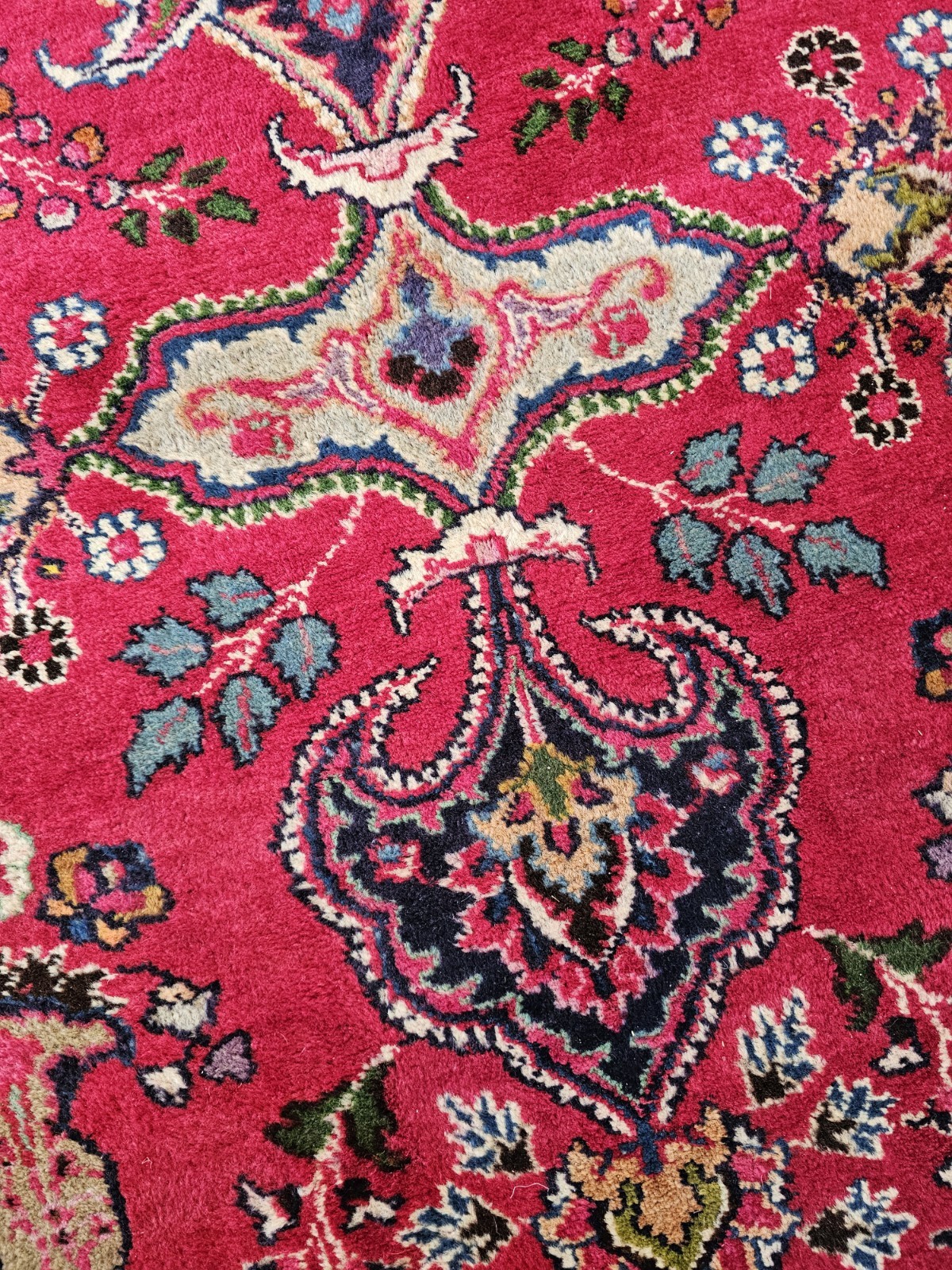 9.8 x 12.7 ANTIQUE QUALITY VEG DYE CAUCASIAN VINTAGE SERAPI TURKISH USHAK 9.8 x 12.7 ANTIQUE QUALITY VEG DYE CAUCASIAN VINTAGE SERAPI TURKISH USHAK
