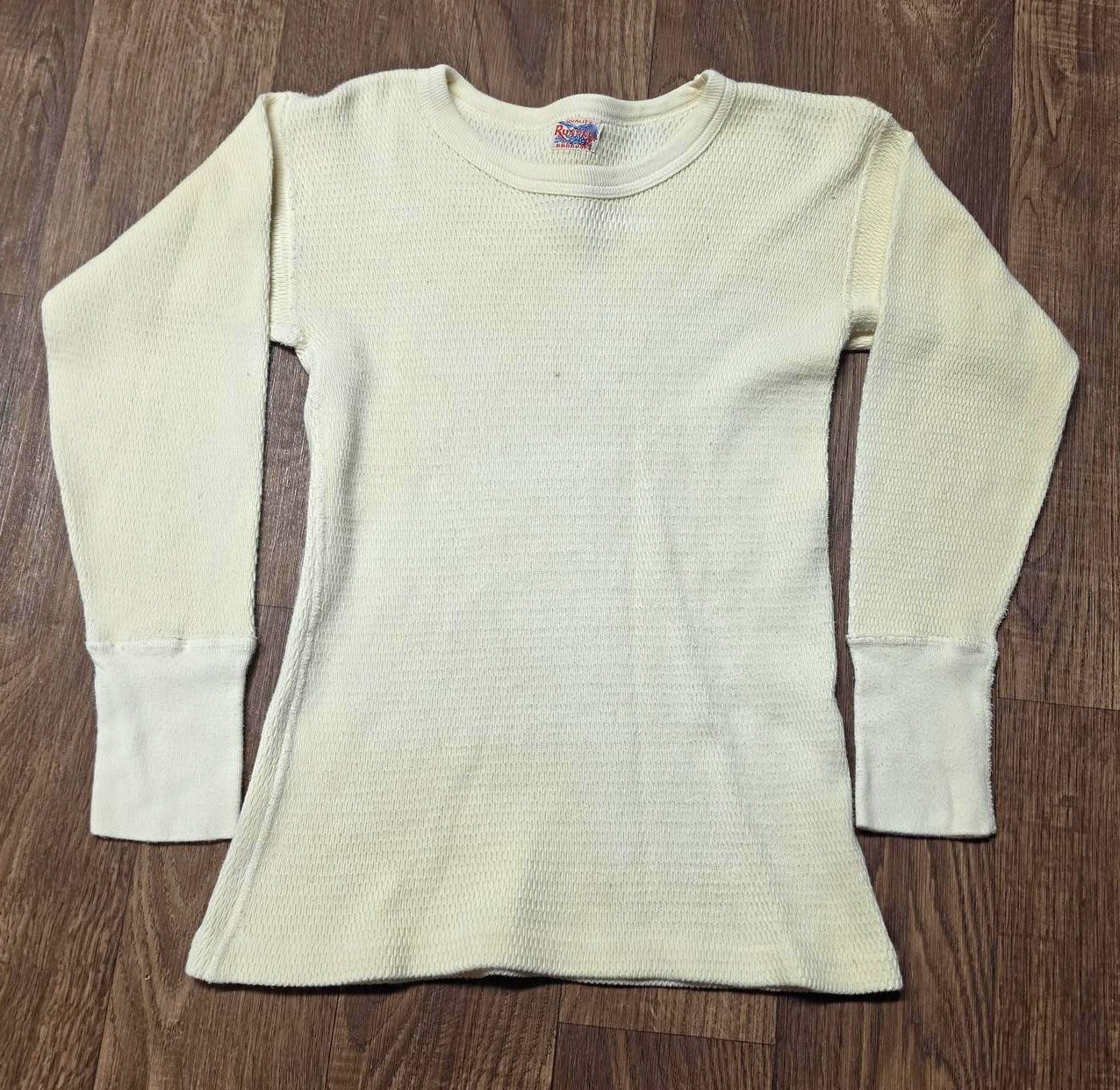 vintage 1940s Russell off-white  thermal long sleeve shirt mens size small
