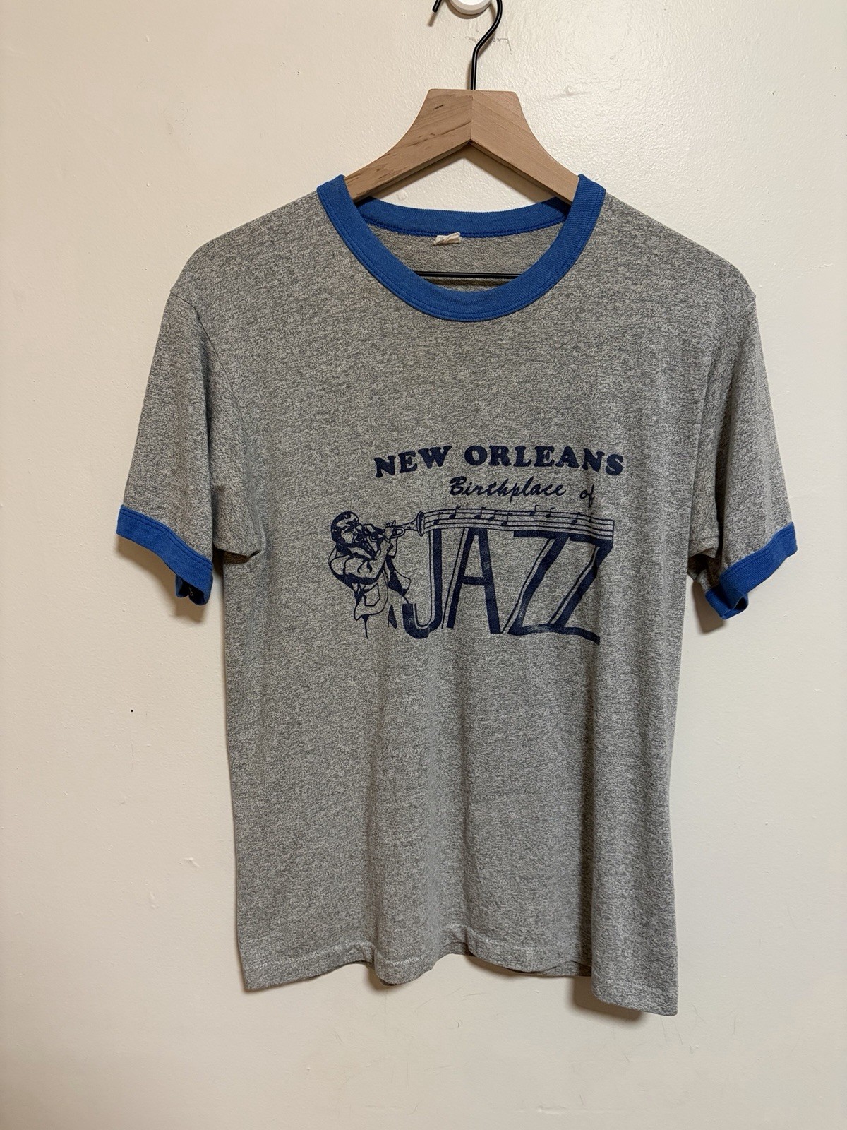Vintage 1970s New Orleans Jazz Single Stitch Ringer T-Shirt Size Medium USA Made