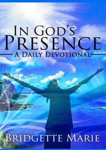 In God\'s Presence: A Daily Devotional - Paperback - VERY GOOD In God\'s Presence: A Daily Devotional - Paperback - VERY GOOD
