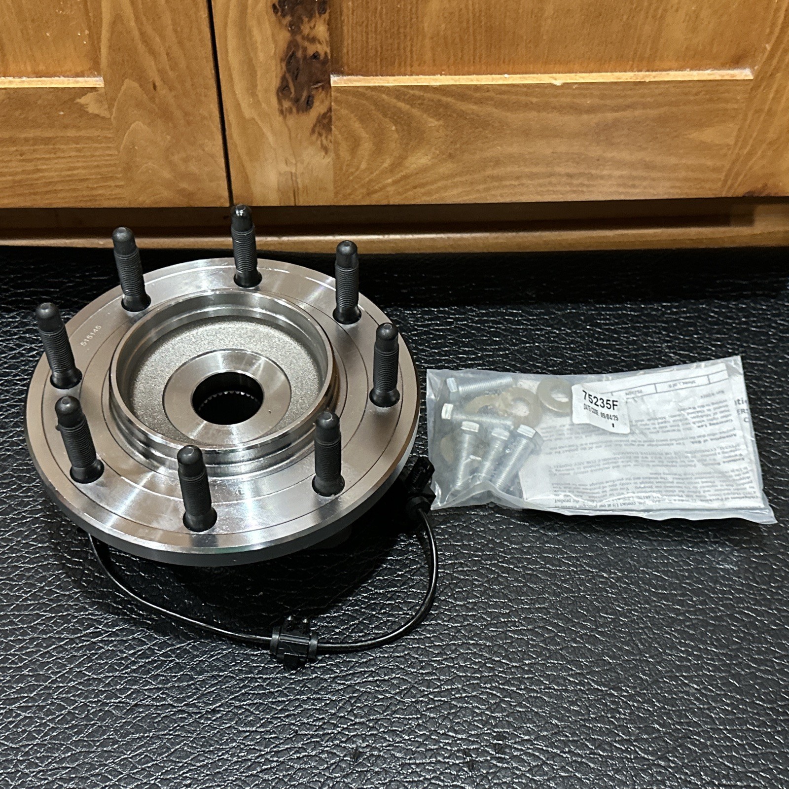 515145 Front Wheel Bearing and Hub Assembly for Chevrolet GMC 2011-2020 4WD