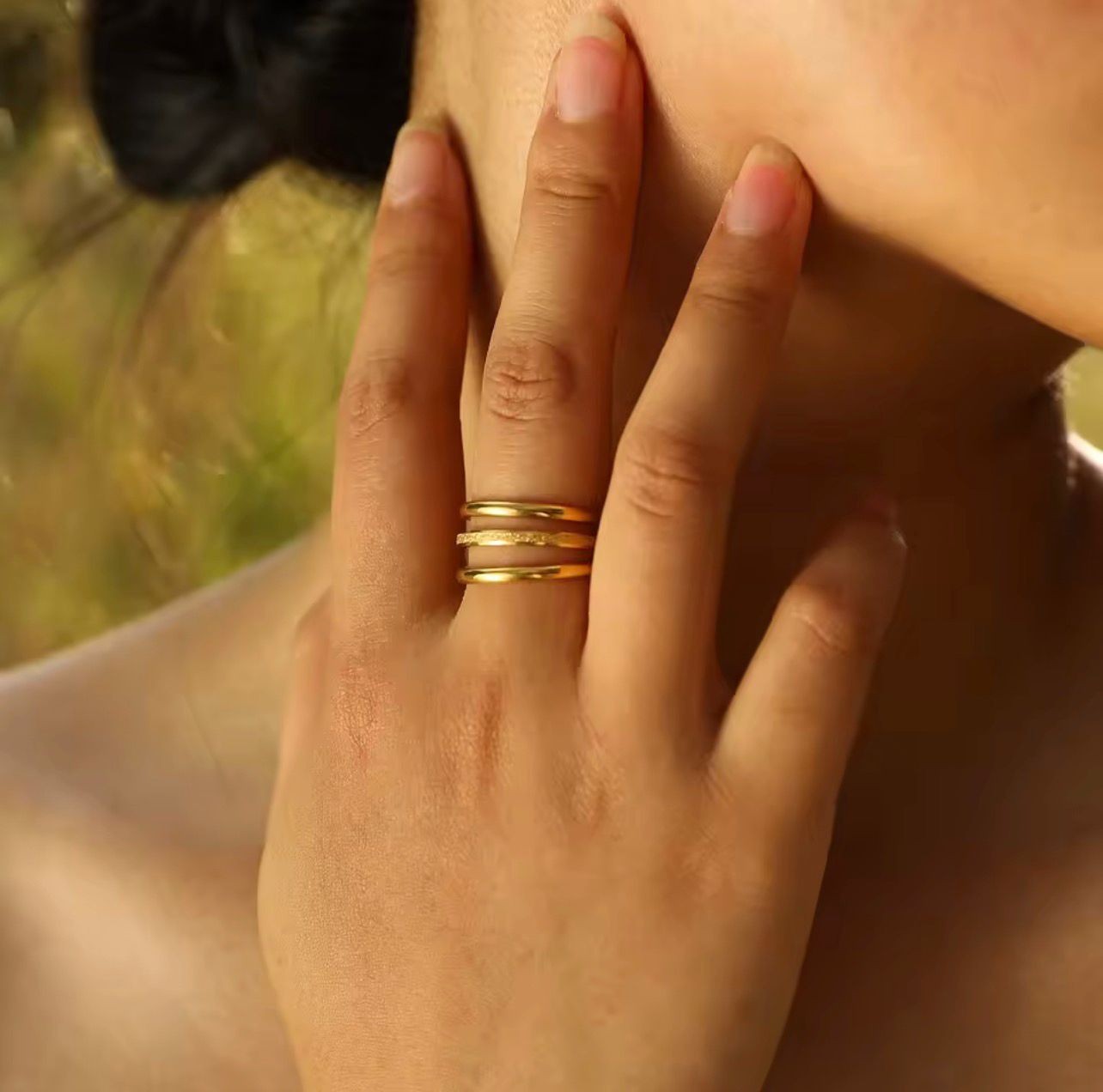 gold tone circle ring women unique round loop desing minimalist fashion jewelry