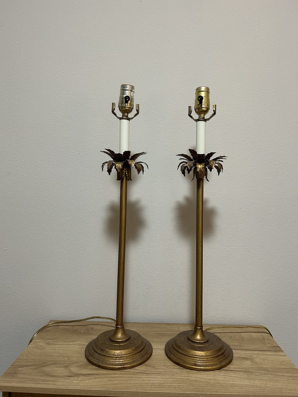 Vintage Hollywood Regency Gold Palm Frond Table Lamps Pair Tropical Mid Century
