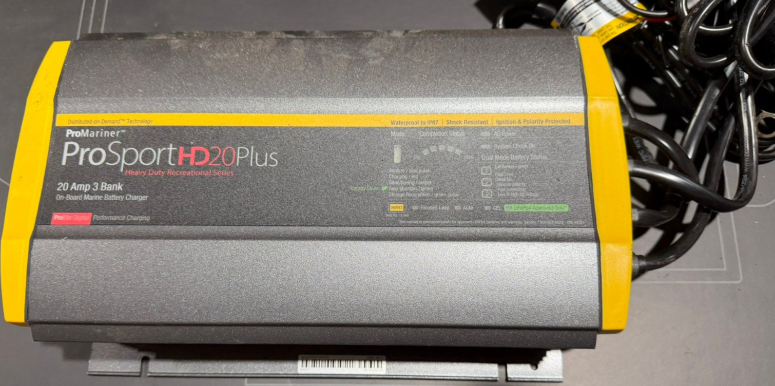 Pro Mariner ProSport HD 20 Plus On-Board Marine Battery Charger 20 AMPS 3 Bank Pro Mariner ProSport HD 20 Plus On-Board Marine Battery Charger 20 AMPS 3 Bank