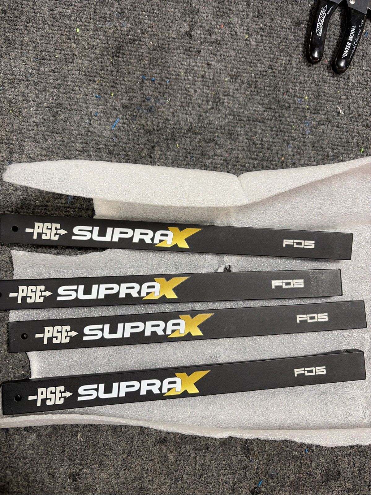 PSE SUPRA X 40 LIMBS 60# PSE SUPRA X 40 LIMBS 60#