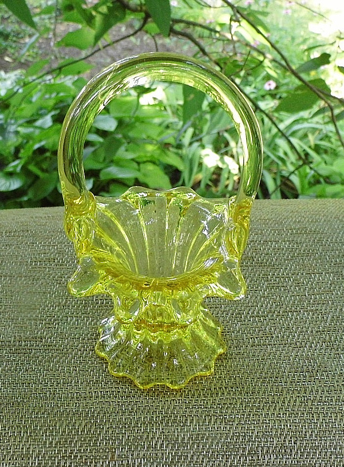 Rare Fenton Art Glass, Buttercup Yellow Mini Basket with Handle Rare Fenton Art Glass, Buttercup Yellow Mini Basket with Handle