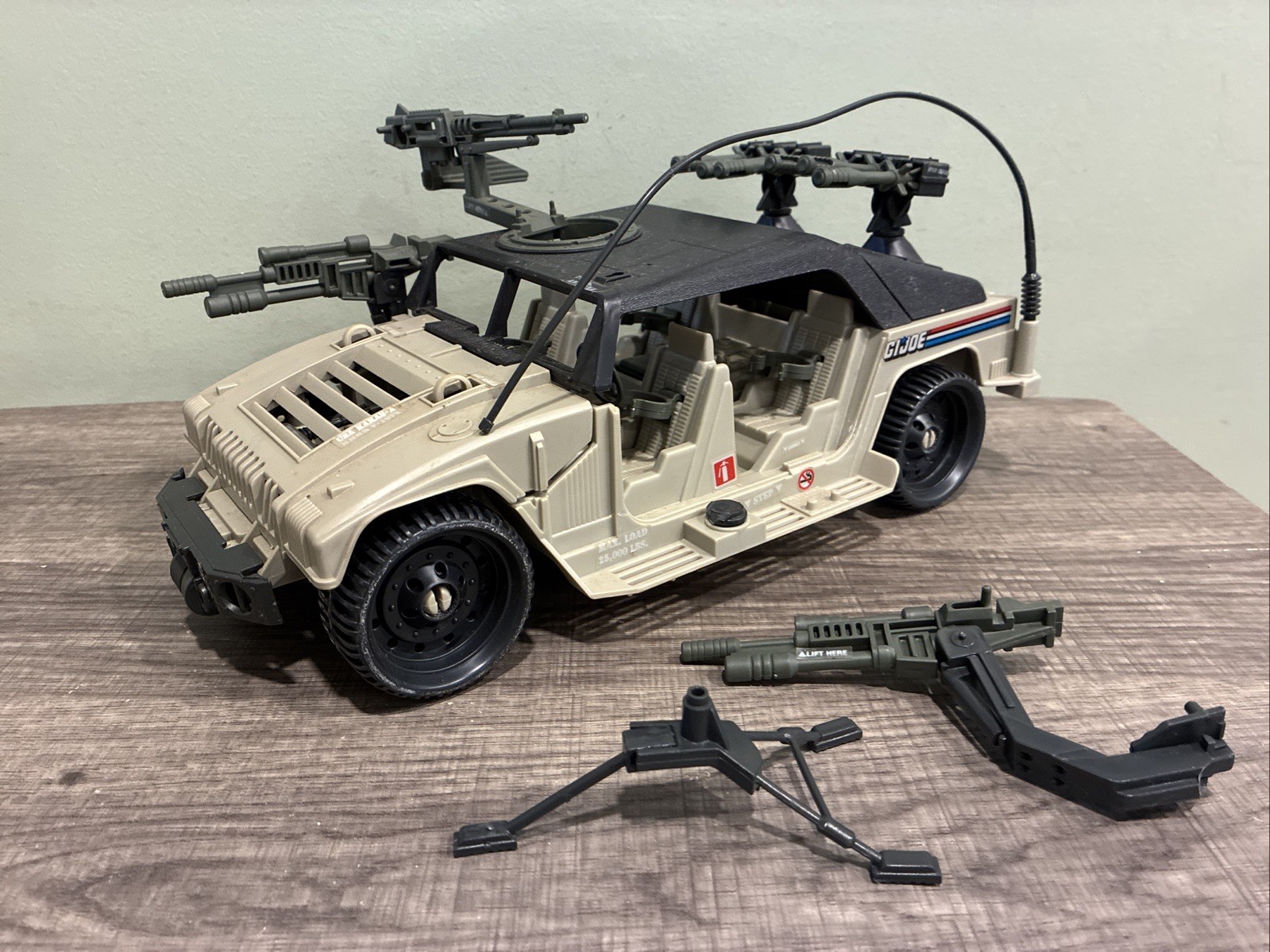 1990 GI Joe HAMMER JEEP 100% COMPLETE. UNBROKEN ANTENNA - SIDE GUN BROKEN