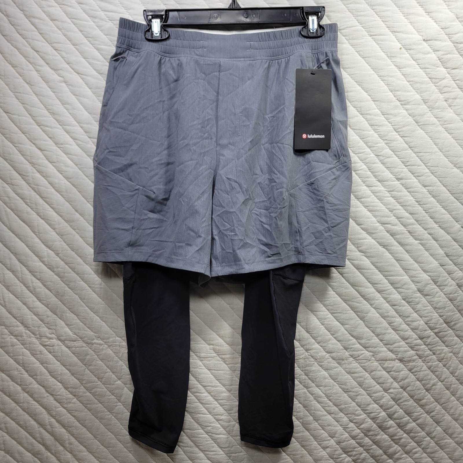 NWT Lululemon Men’s Active Expert Short Tight 6” Workout Gym Zip Pockets Medium