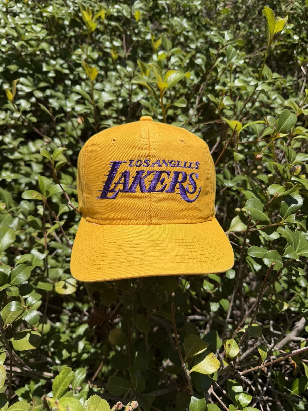 Vintage 90\'s Sports Specialties Los Angeles Lakers Script Snapback Hat READ Vintage 90\'s Sports Specialties Los Angeles Lakers Script Snapback Hat READ