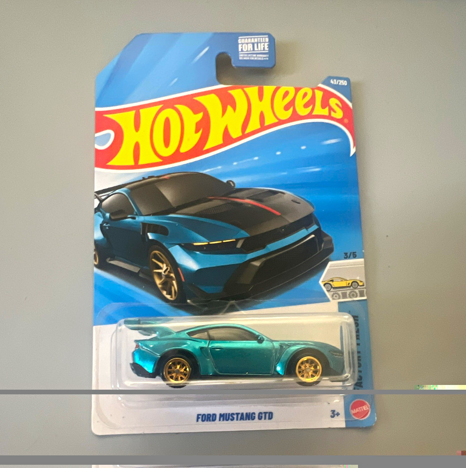 Hot Wheels Factory Fresh 2024 Ford Mustang GTD 1:64 Green/Gold super treasure ￼