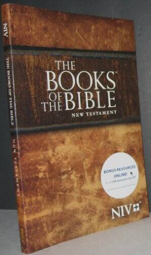 The Books of the Bible New Testament - Paperback By Biblica - VERY GOOD The Books of the Bible New Testament - Paperback By Biblica - VERY GOOD