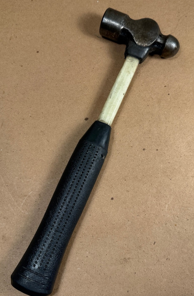 Vintage NUPLA M-16, 16 oz ? Ball Peen Hammer Fiberglass Handle - 