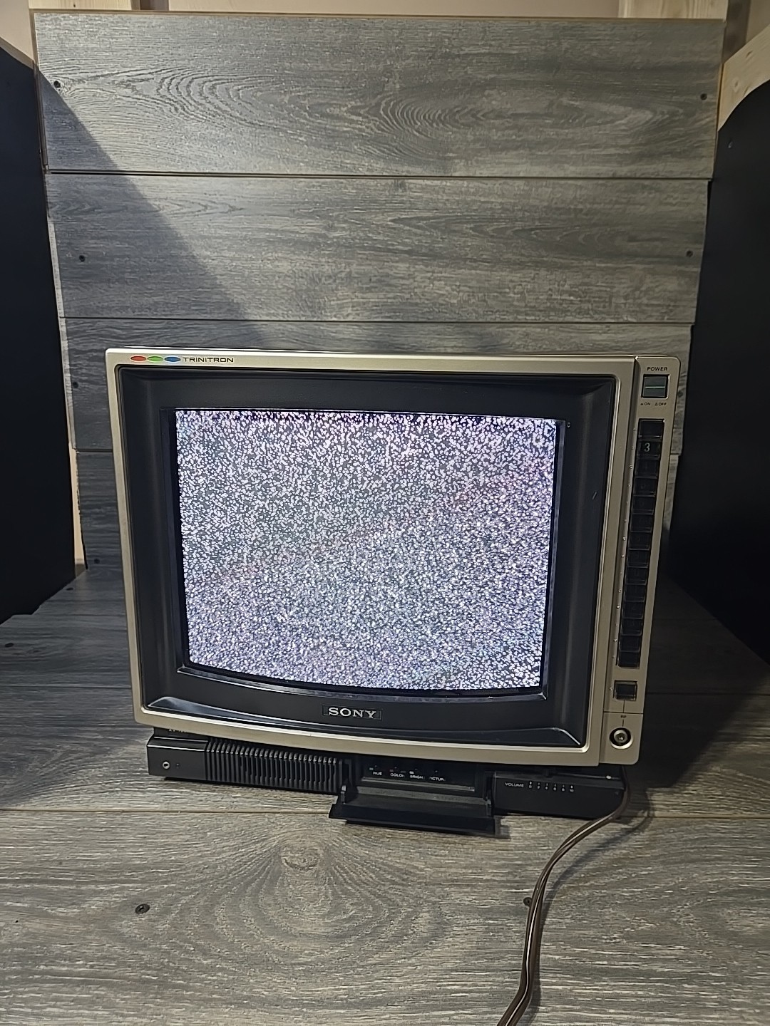 Vintage Sony Trinitron 13\ Vintage Sony Trinitron 13\
