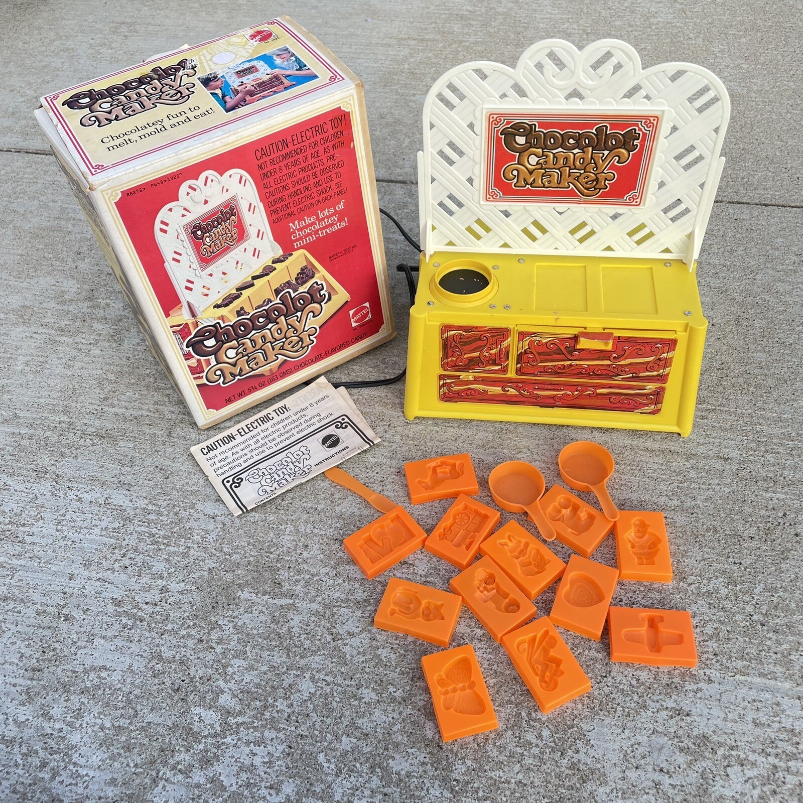 Vintage CHOCOLOT CANDY MAKER Toy by Mattel from 1979 in Original Box No 1325 -LN Vintage CHOCOLOT CANDY MAKER Toy by Mattel from 1979 in Original Box No 1325 -LN