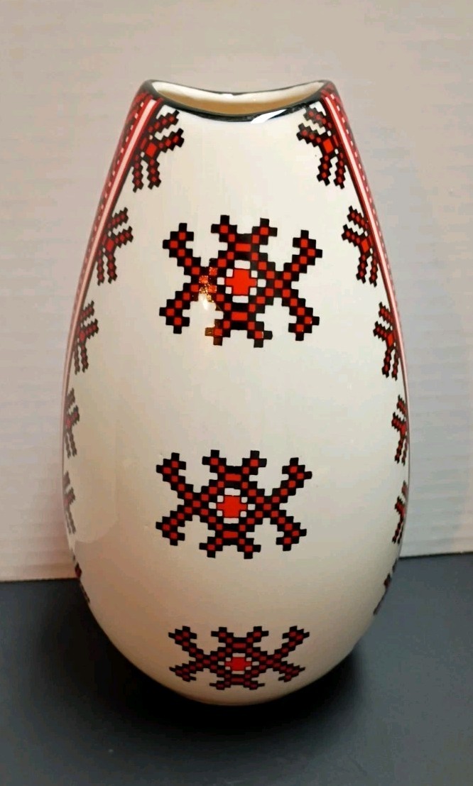 VTG Ukrainian Arts Vase 8