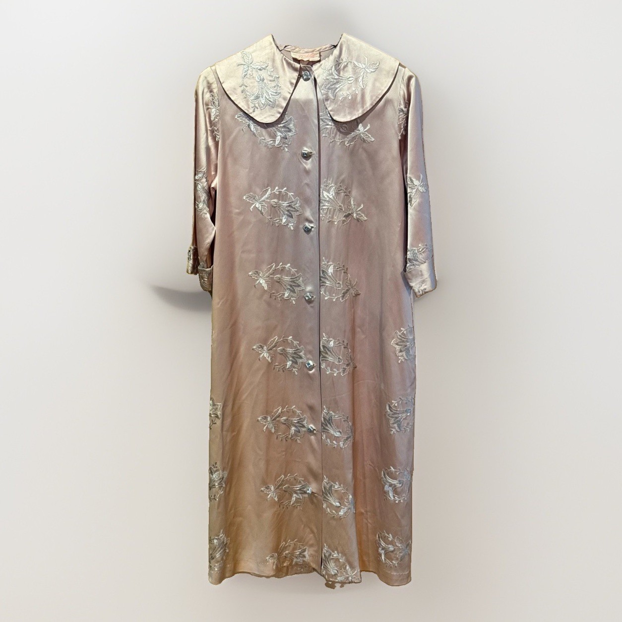 VTG 1940s Original Paulette Chicago Satin Dressing Gown Robe Embroidered Pink OS