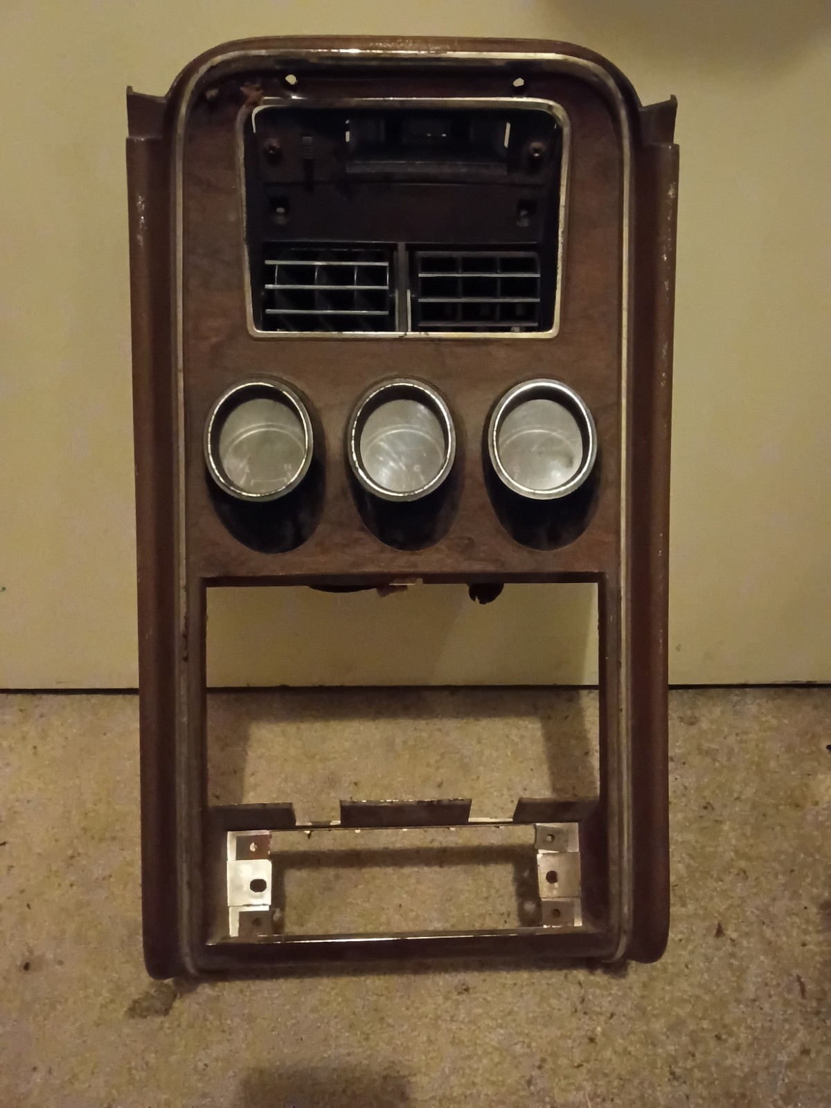 1972 FORD MUSTANG DASHBOARD CENTER (GAUGE CENTER)