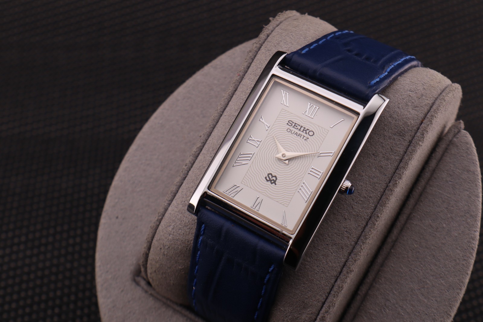 Vintage Refurbished  Seiko Slim Tank Watch Japan Quartz Men’s Wristwatch  Watch