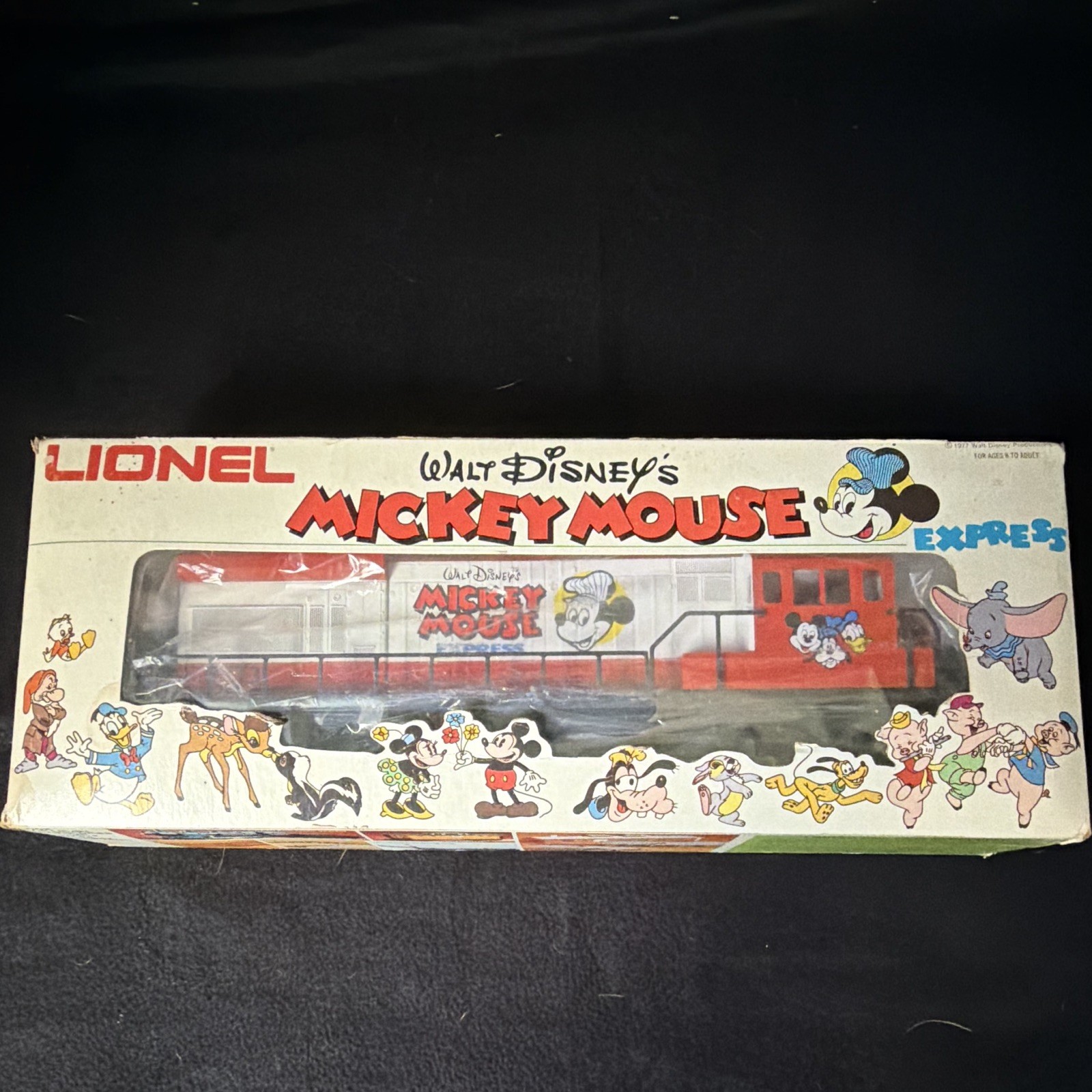 Lionel Mickey Mouse Express U36B Diesel Locomotive O Gauge 1:48 6-8773 Lionel Mickey Mouse Express U36B Diesel Locomotive O Gauge 1:48 6-8773