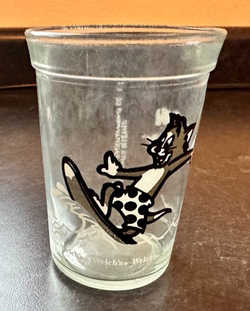 Vintage Tom & Jerry Welches Jelly Jar Glass 1990