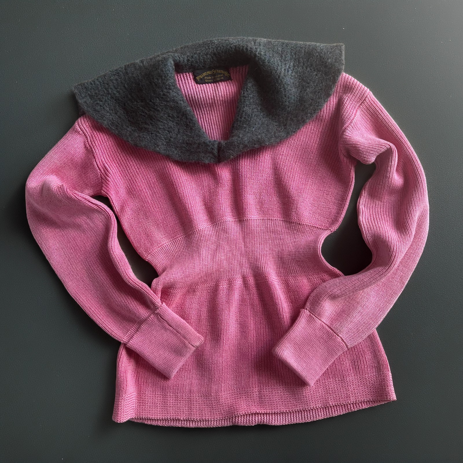 RARE Antique VTG 1900s Edwardian Pink Grey Sweater Coat Mohair Collar XS-M RARE Antique VTG 1900s Edwardian Pink Grey Sweater Coat Mohair Collar XS-M