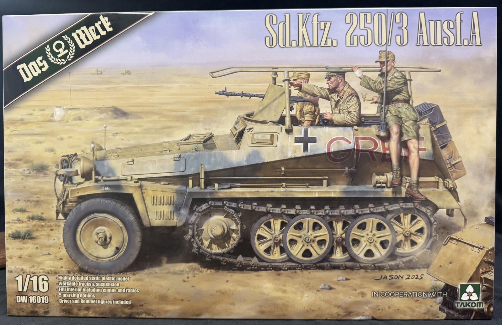 Das Werk 16019 1/16 Sd.Kfz.250/3 Ausf A German WWII Halftrack DAK Command Radio Das Werk 16019 1/16 Sd.Kfz.250/3 Ausf A German WWII Halftrack DAK Command Radio