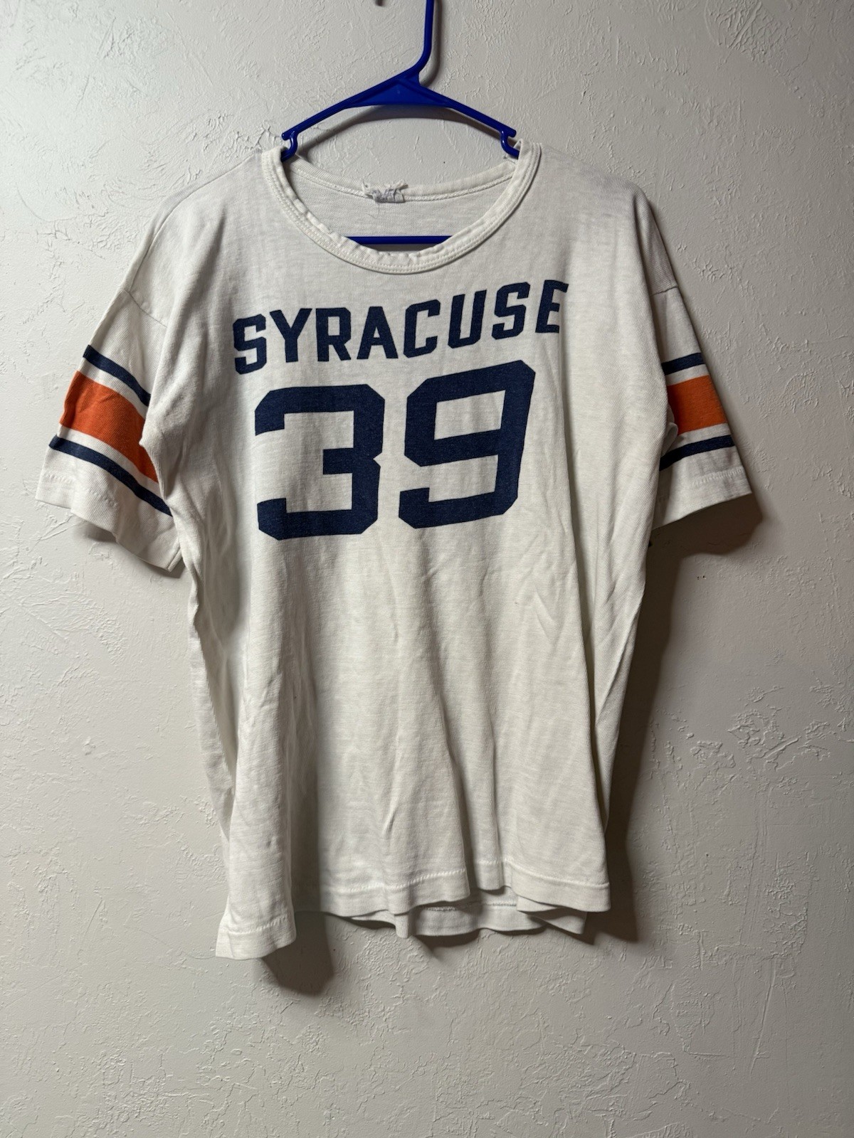 Vintage 1950s/60s Champion Syracuse 3-Tone Football Jersey Shirt Men’s Fits Med Vintage 1950s/60s Champion Syracuse 3-Tone Football Jersey Shirt Men’s Fits Med