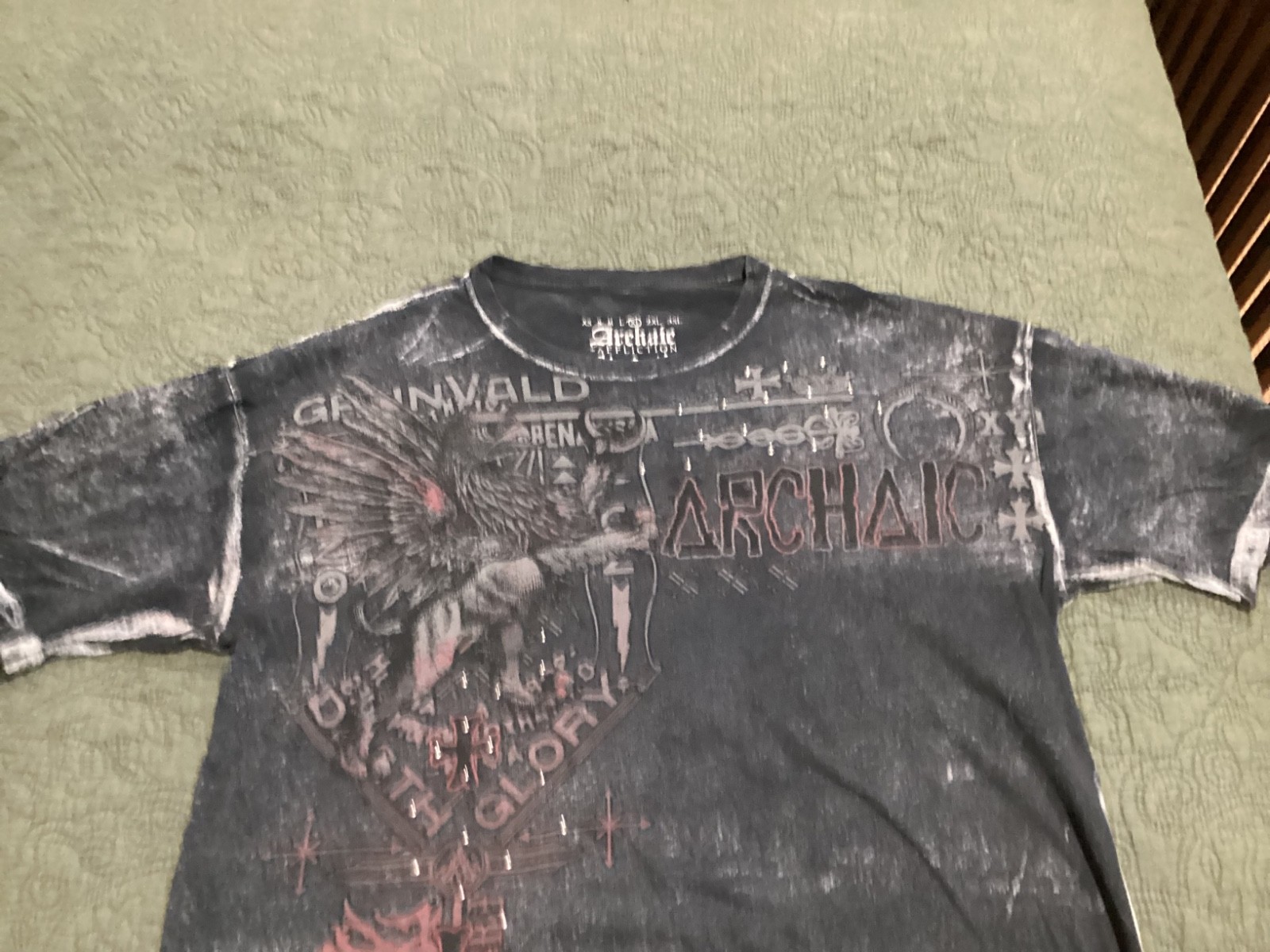 affliction Archaic Collectiont shirt men. XLarge.Never worn affliction Archaic Collectiont shirt men. XLarge.Never worn