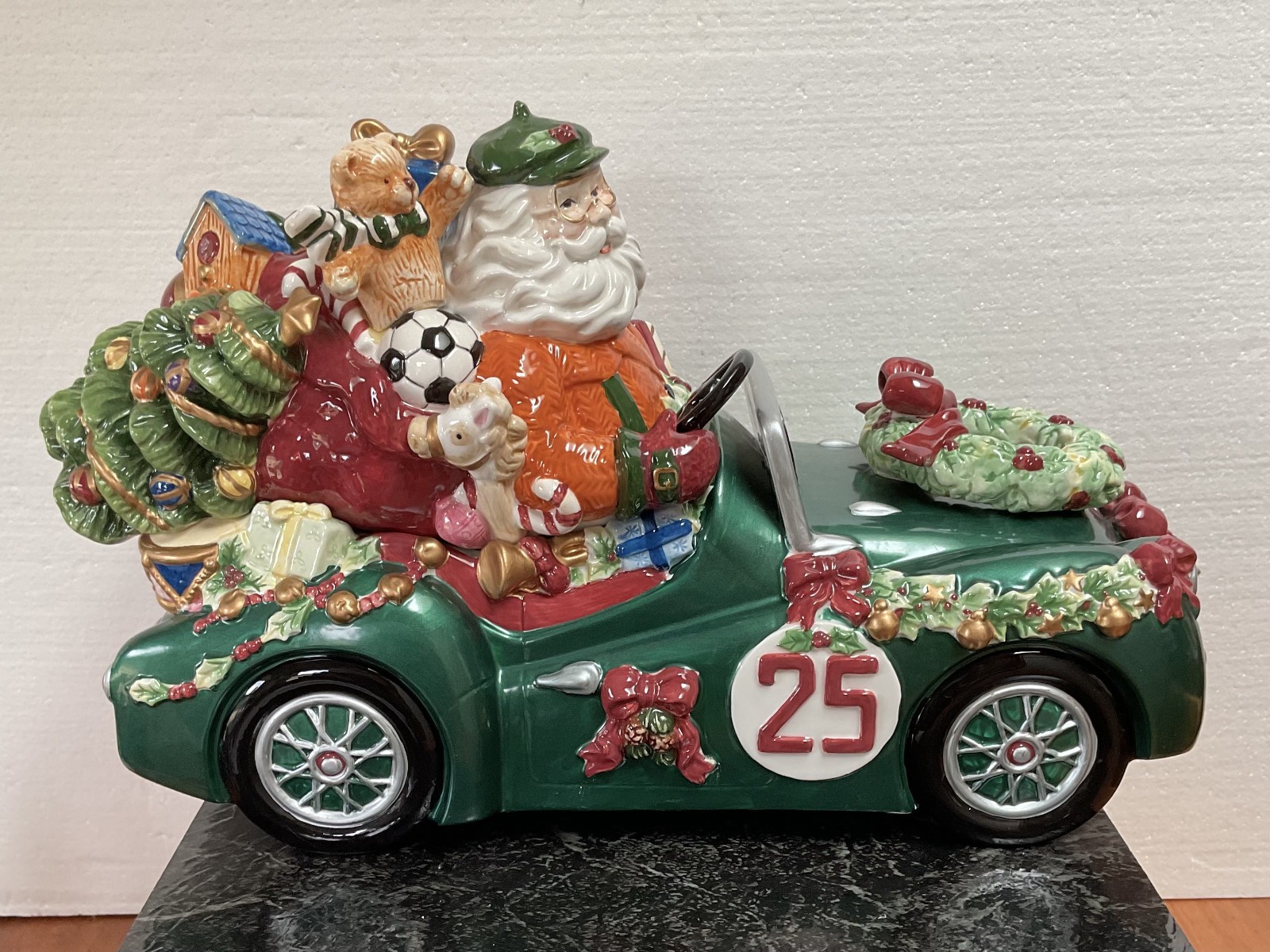 Vintage 2003 Sweetz & Treatz Santa Sports Car Ceramic Cookie Jar 13.5\ Vintage 2003 Sweetz & Treatz Santa Sports Car Ceramic Cookie Jar 13.5\