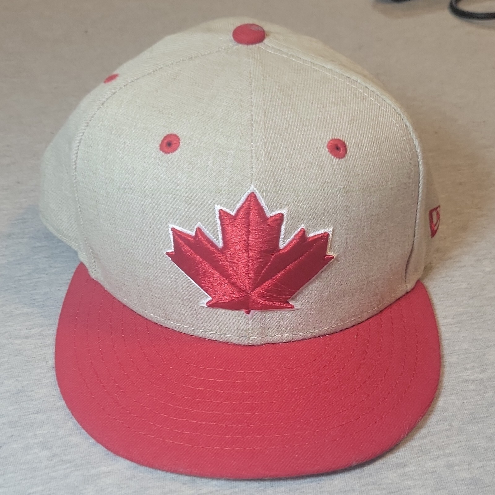Toronto Blue Jays New Era 59FIFTY Canada Maple Leaf Fitted Hat Gray Red Toronto Blue Jays New Era 59FIFTY Canada Maple Leaf Fitted Hat Gray Red