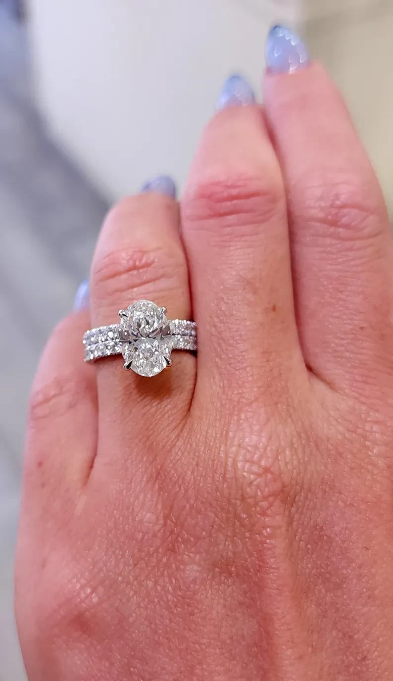 4.90 Ct Oval-Cut EF/VS1 Lab Grown Diamond Engagement Ring Set 14k White Gold 4.90 Ct Oval-Cut EF/VS1 Lab Grown Diamond Engagement Ring Set 14k White Gold