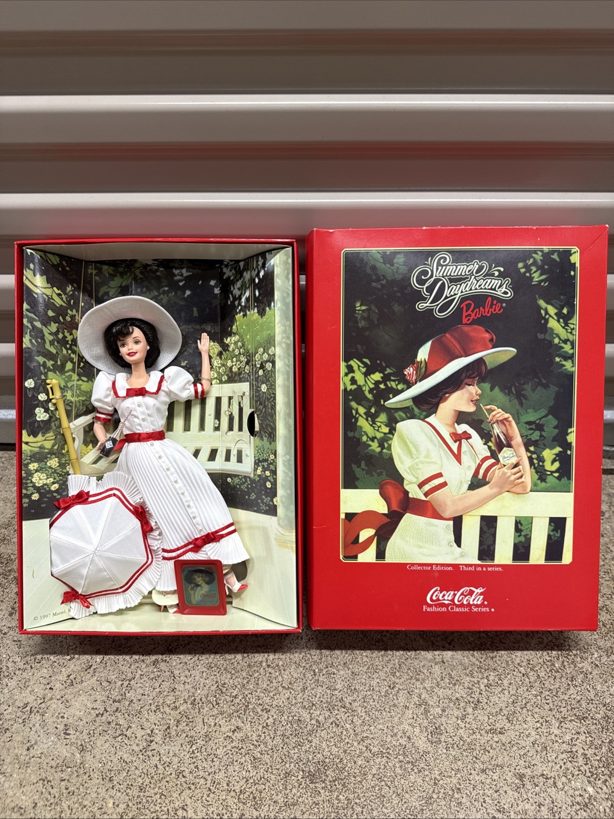 Summer Daydreams Barbie Coca-Cola Fashion Doll 1997 Mattel 19739 3RD SERIES