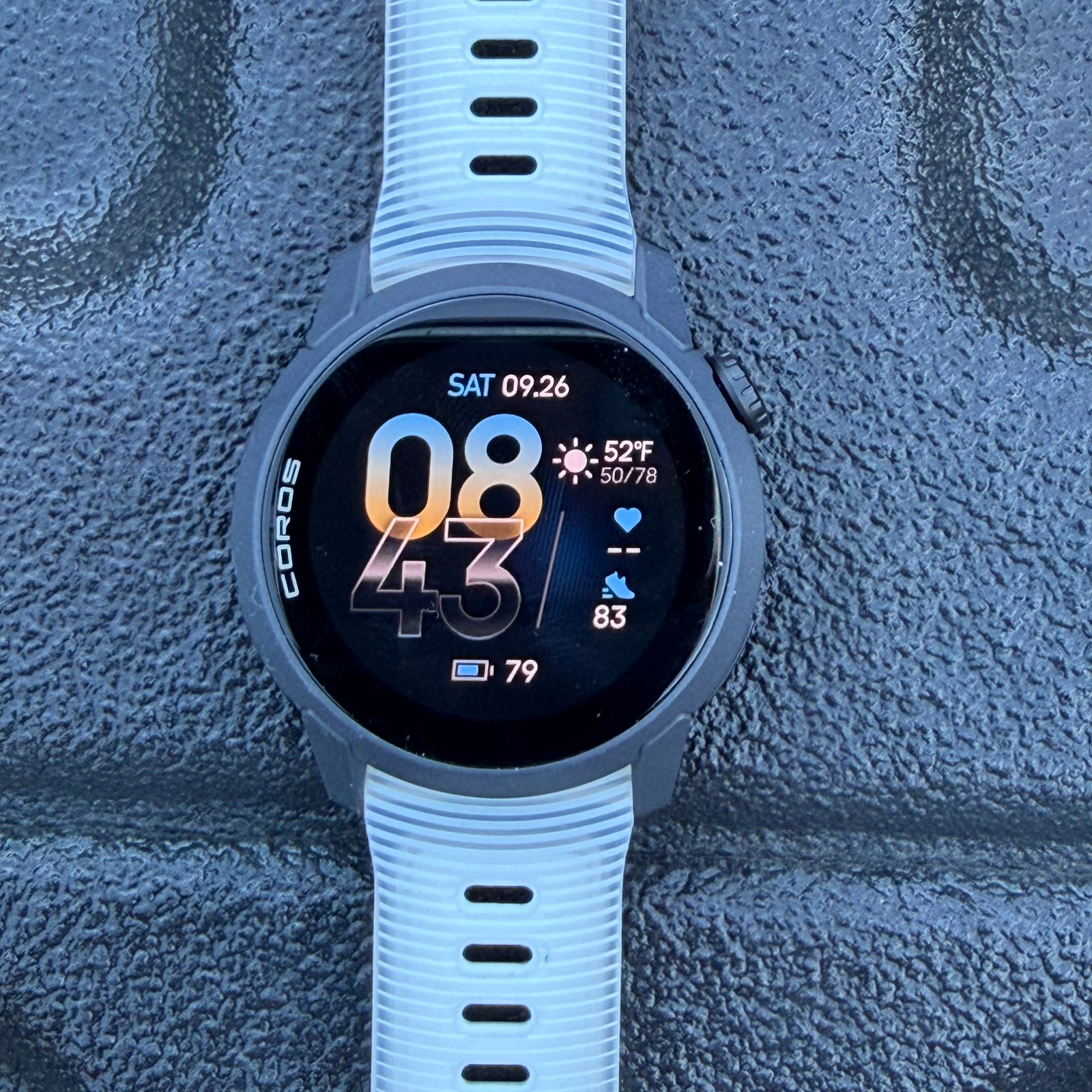 Original COROS Pace 4 Black with Cloud White Band