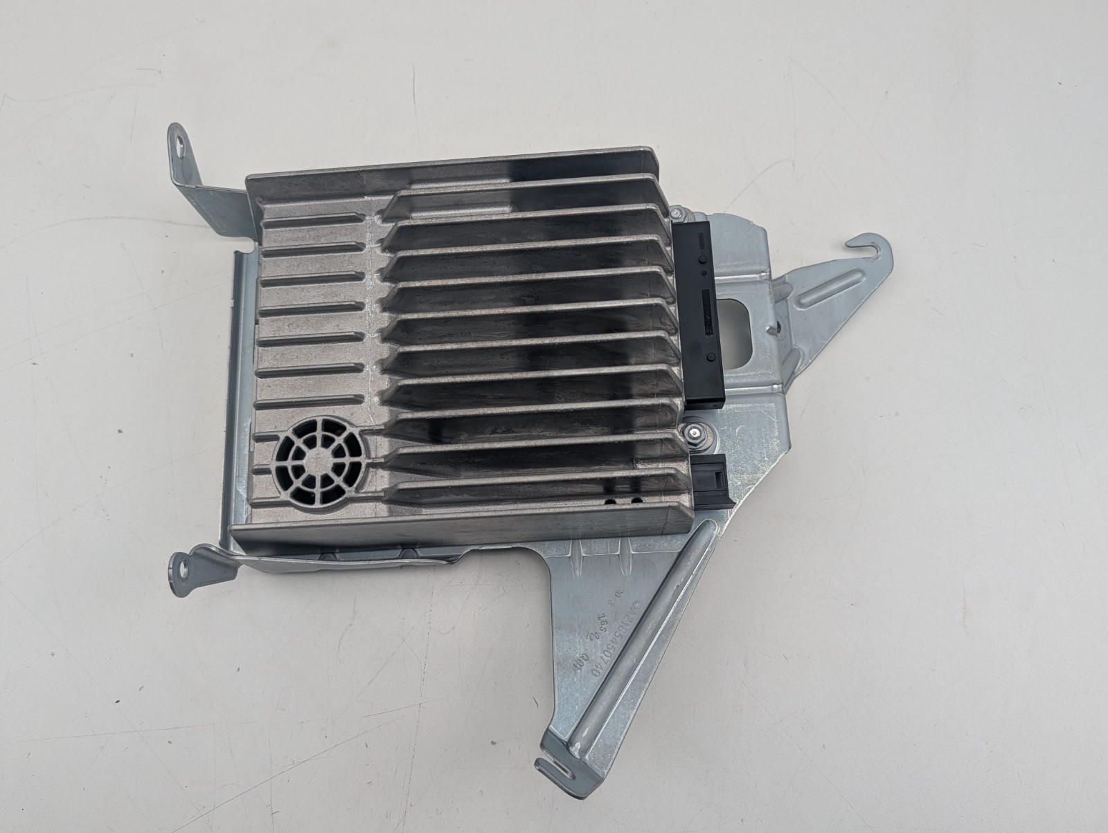 08-17 Mercedes-Benz E-W212 Amplifier Amp Harman Becker Module A2129005213 OEM