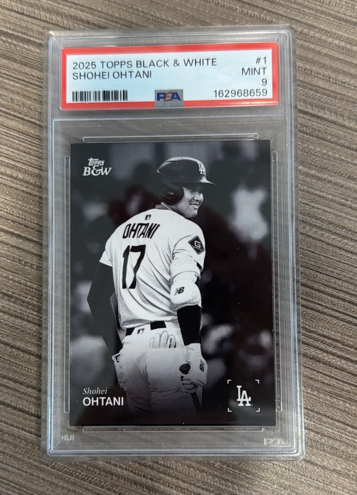 2025 Topps Black & White - Shohei Ohtani #001