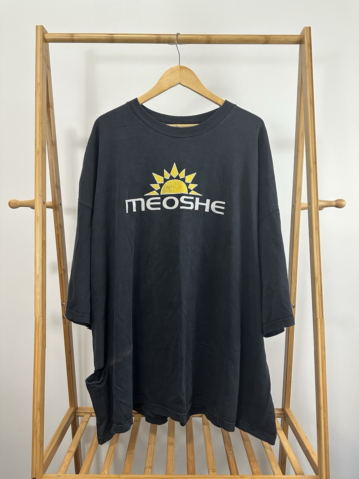 VTG Meoshe Up In The Smoke Tour Dre Snoop Dogg Hip Hop Rap T-Shirt RARE Size 5XL VTG Meoshe Up In The Smoke Tour Dre Snoop Dogg Hip Hop Rap T-Shirt RARE Size 5XL