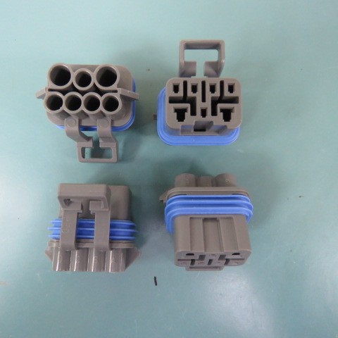 APTIV  12129840 Qty of 50 per Lot CONN  7 POS