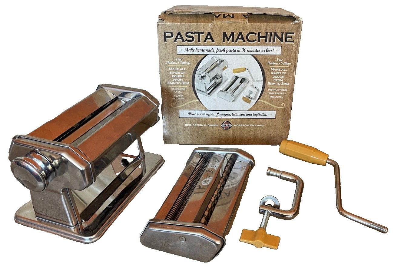 Norpro Pasta Machine - Model # 1049 - Make Fresh Homemade Pasta - New Open Box